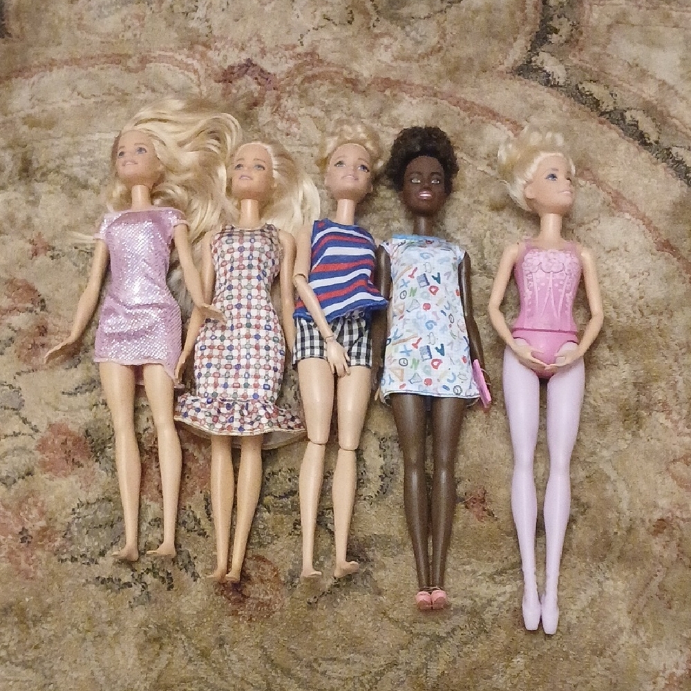 Fashion Doll Set with Colorful Outfits